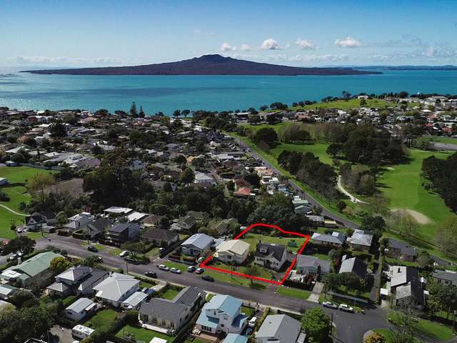 37 Hanlon Crescent Narrow Neck_3