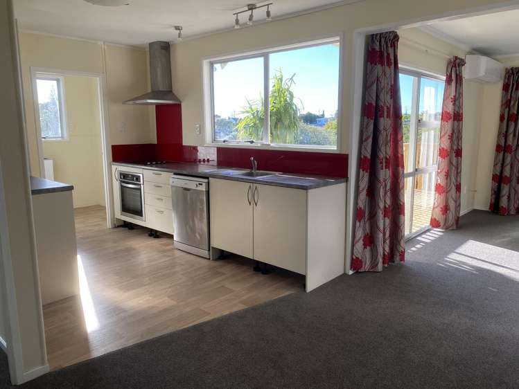 4 Karo Place Glendene_15