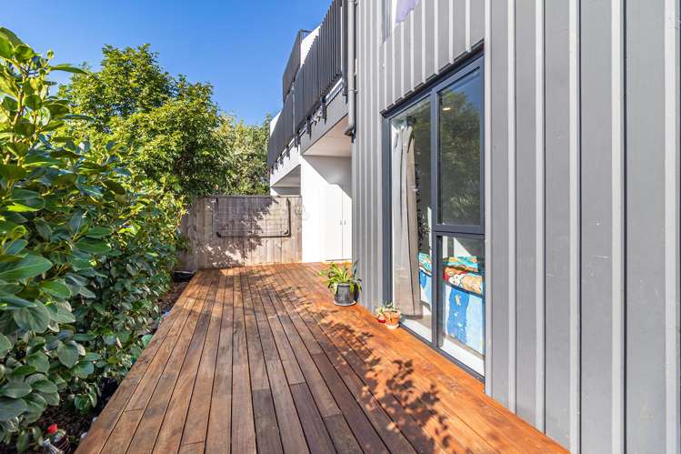 101/553C Glenfield Road Glenfield_9
