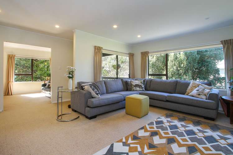 1/964 Beach Road Torbay_9