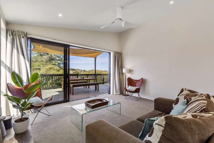 31 Laly Haddon Place Matakana_6