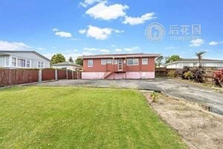 7 Helleur Road Massey_12