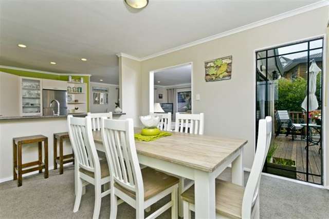 22d Caversham Drive Torbay_4