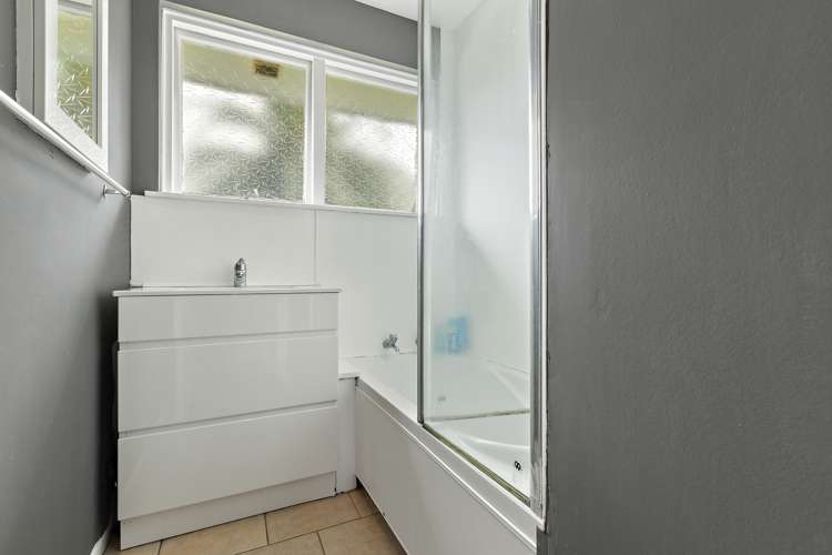 109 Hargood Street Woolston_15