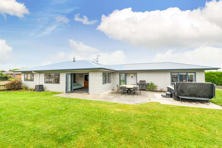 4 Almond Grove Feilding_3