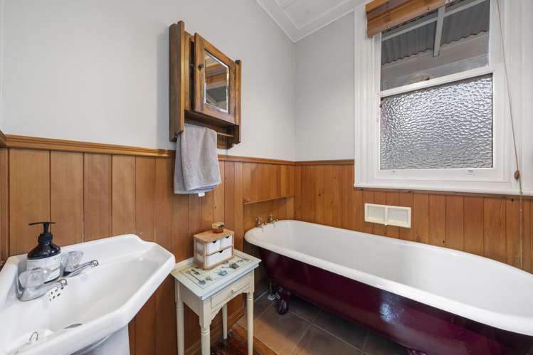 163 Princes Street West Pukekohe_11