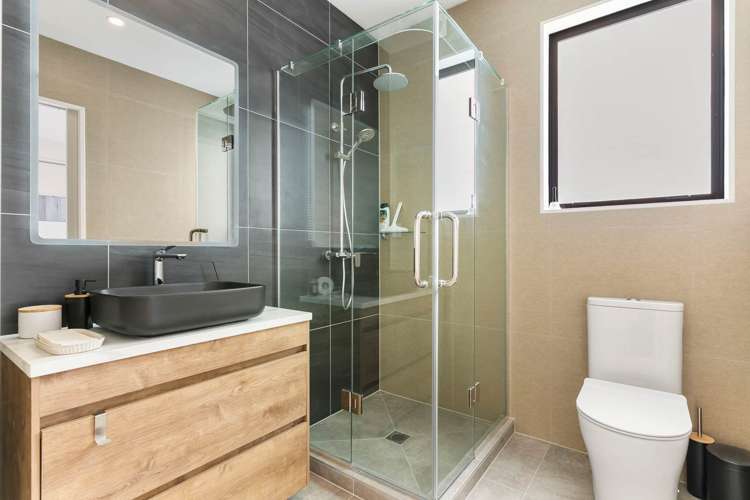 40C Leo Street Glen Eden_16