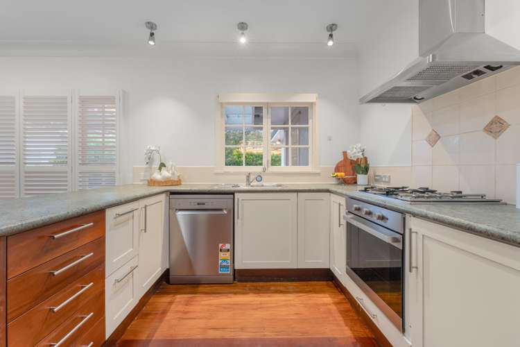 232 Lake Road Hauraki_13