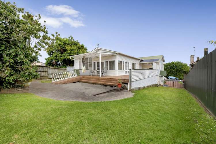 198 Whitney Street_4