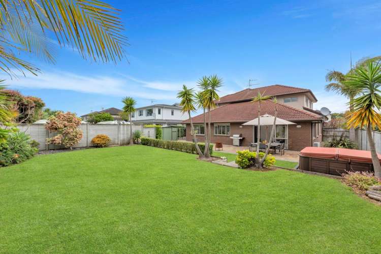 17 Pine Harbour Parade Beachlands_2