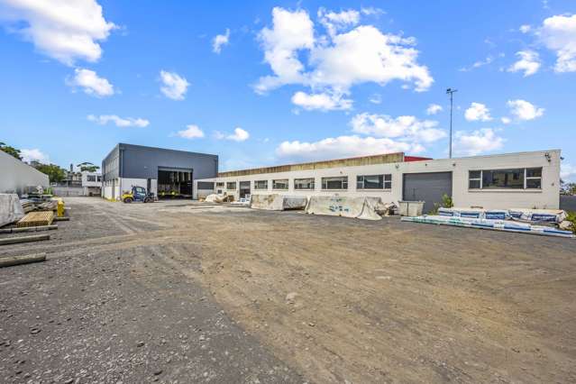 Strategically Positioned Warehouse & Yard