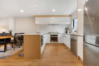 2/20 Charles Street_2