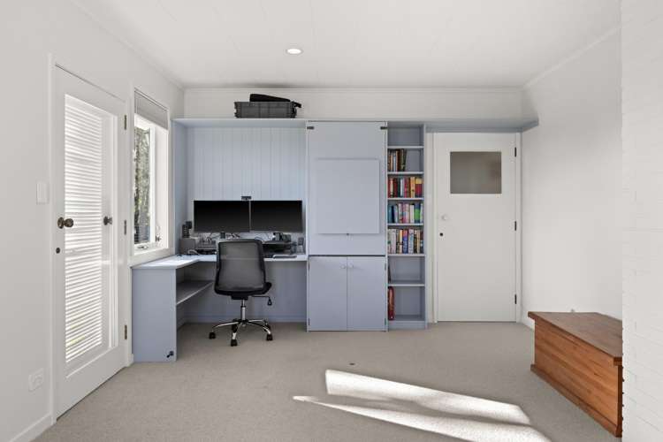 21 Busby Hill Havelock North_25