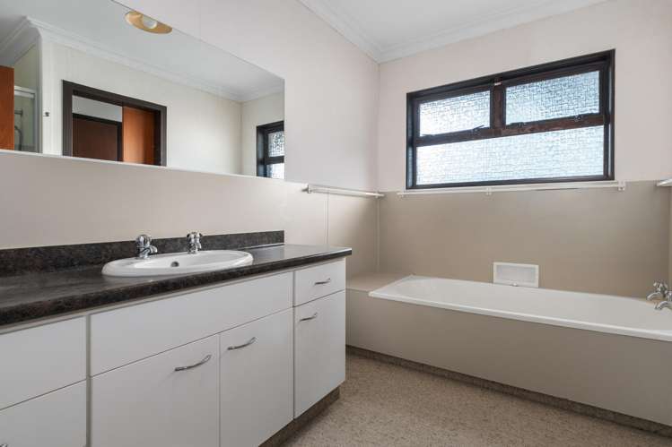 9b Tirinui Crest Road Otumoetai_13