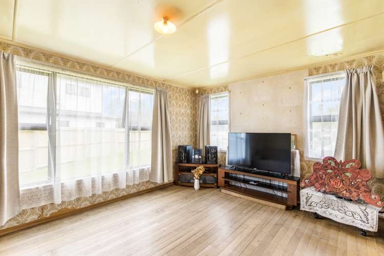 67 Preston Road Clover Park_4