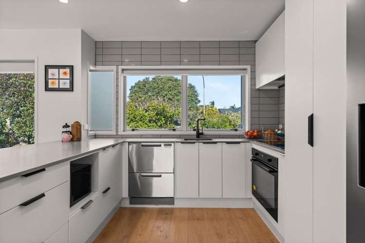 2 Aranui Drive_2