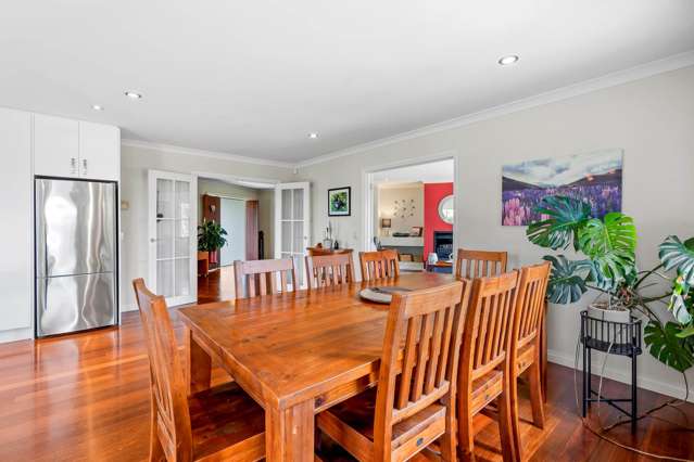 240 Three Oaks Drive Dairy Flat_4