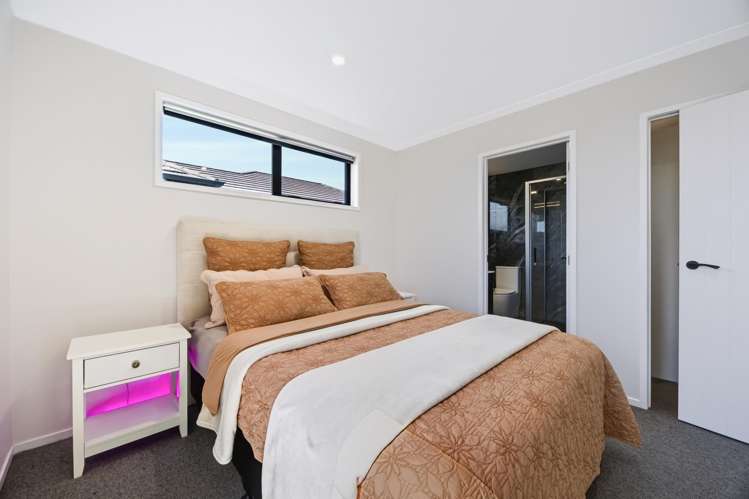 6 Wesleyan Street Paerata_15