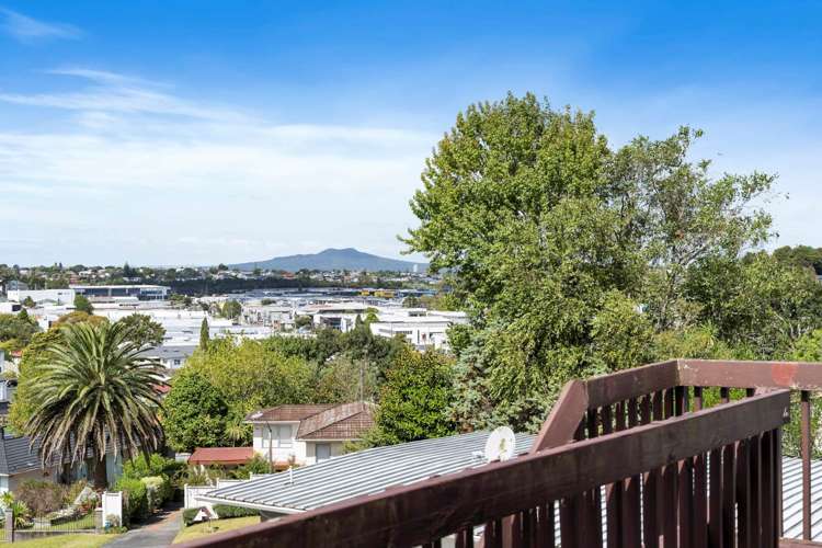 56 Girrahween Drive Totara Vale_22