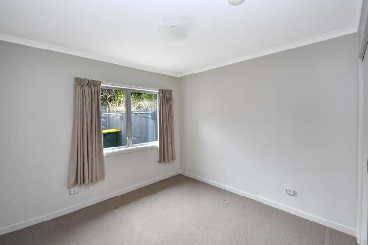 66f Law Street Caversham_9