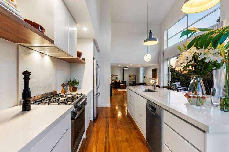 16A Renata Crescent Te Atatu Peninsula_25