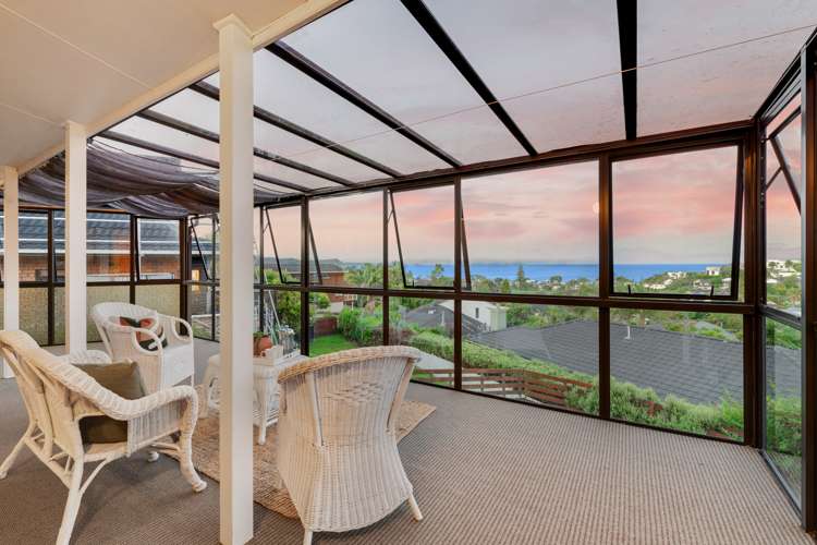 15 Higham Ferrers Place Red Beach_7