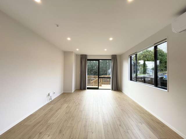 44A Sylvan Crescent 1802_2