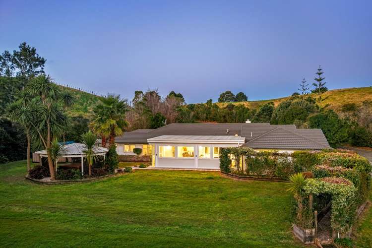 56 Joblin Road Wainui_3