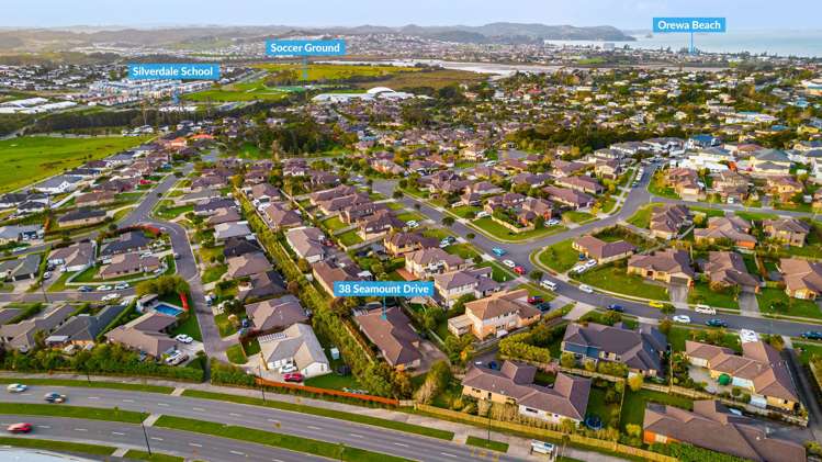 38 Seamount Drive Red Beach_23