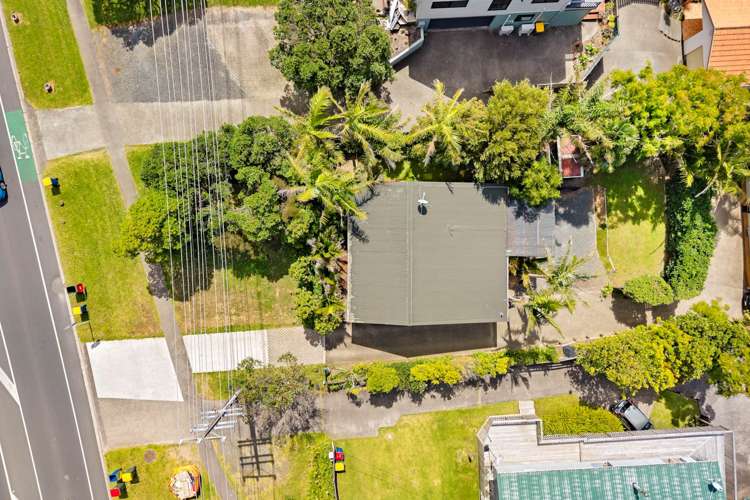 899 East Coast Road Torbay_31