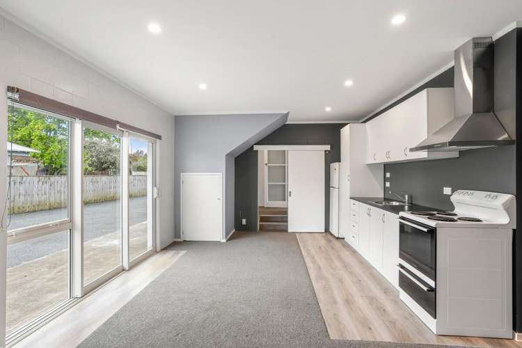 8 Waikaukau Road Glen Eden_14