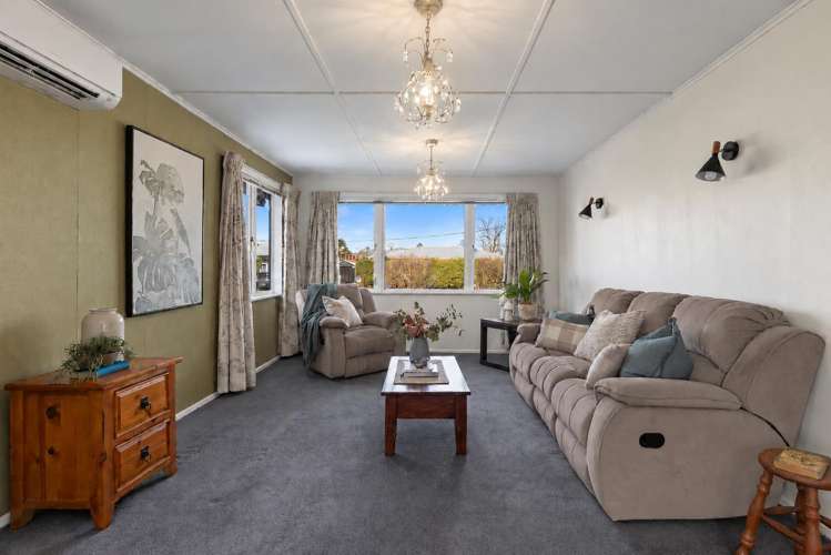 231 Lumsden Place_2