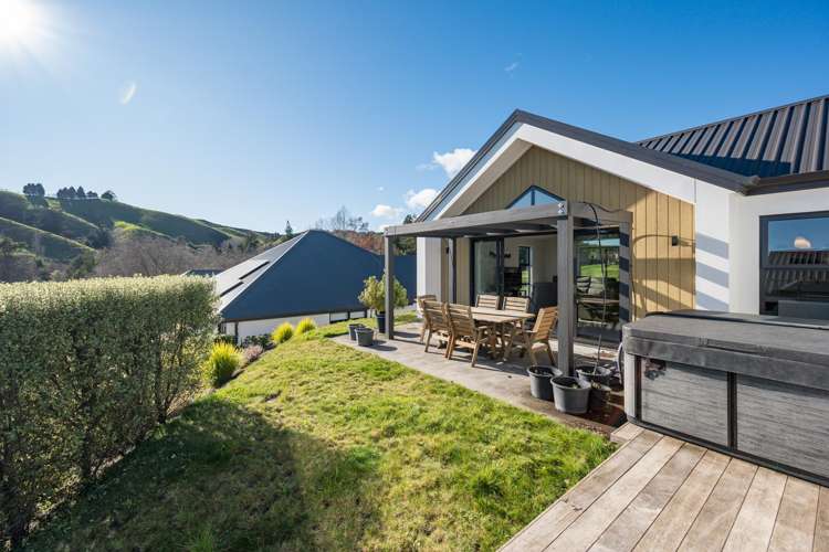 10 Old Farm Road Stoke_14