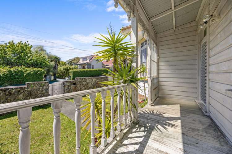 4 Raleigh Street Mount Eden_22