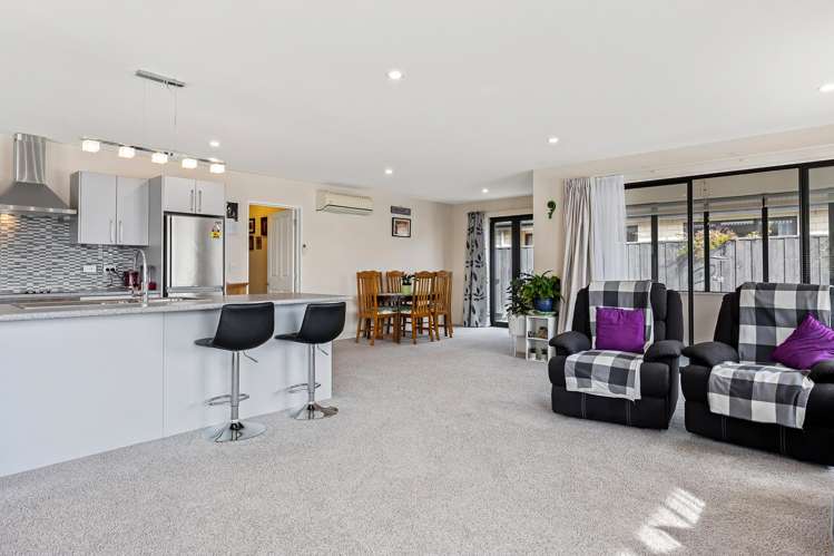 6/3 Retallick Way Amberley_3