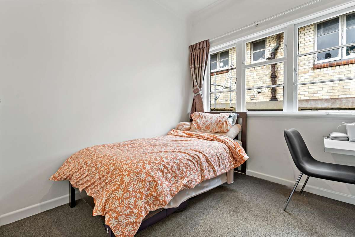 2/886 Dominion Road_3