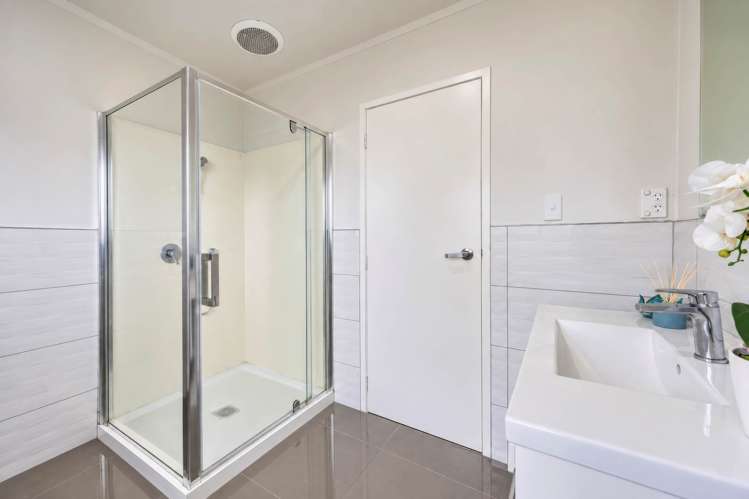 3/77 Kimber Hall Avenue Mt Roskill_10