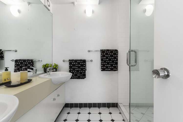 G8/45 Stanley Point Road Devonport_13