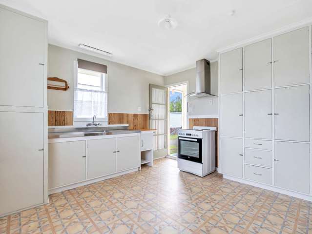 77 River Road Kawerau_3