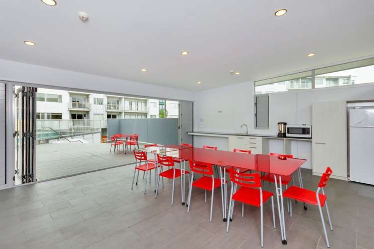 207c/130 Anzac Street Takapuna_17