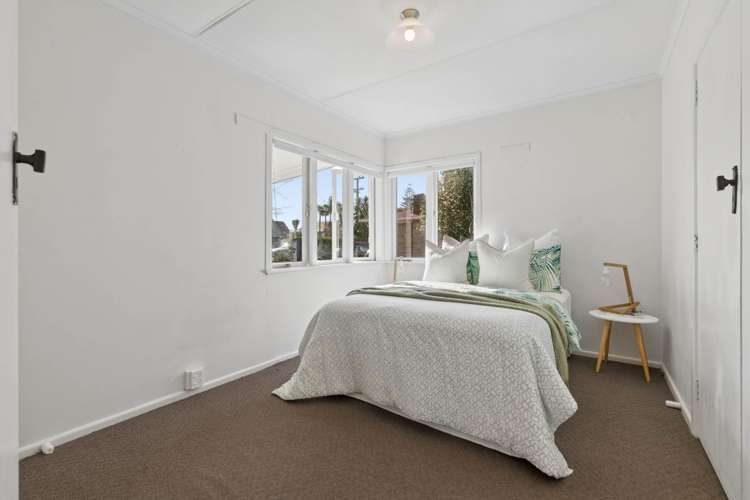 75 Clevedon Road Papakura_10
