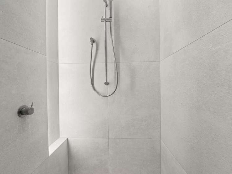 25 Bridgewater Quay Lake Hood_23