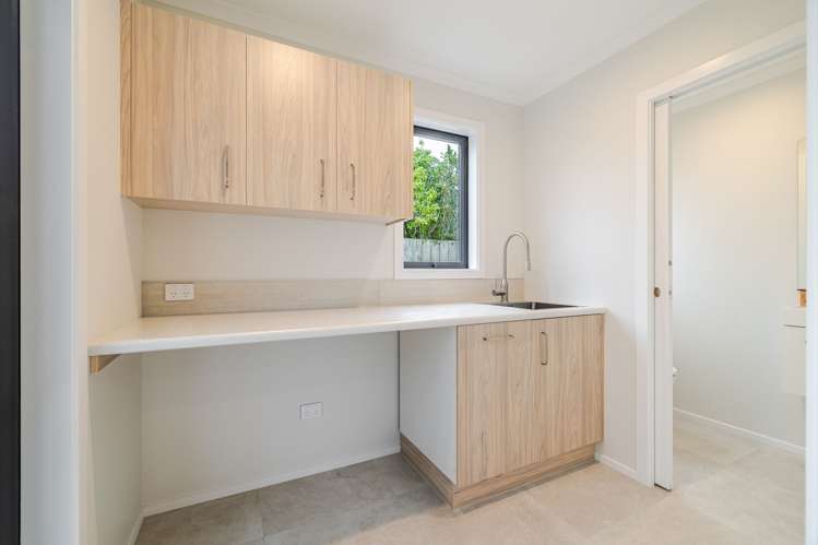 2 Fordyce Court West End_16