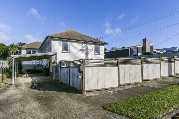 117 Dimock Street Titahi Bay_12