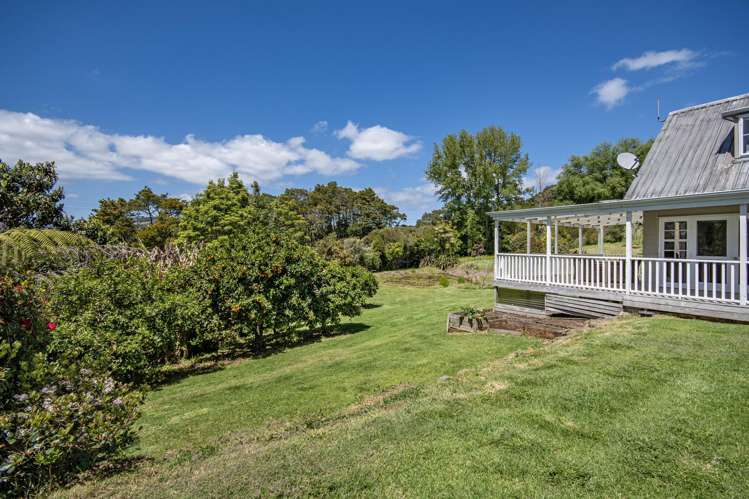 15 Finlayson Road Matarau_15