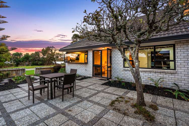 22 Settlers Grove Orewa_10