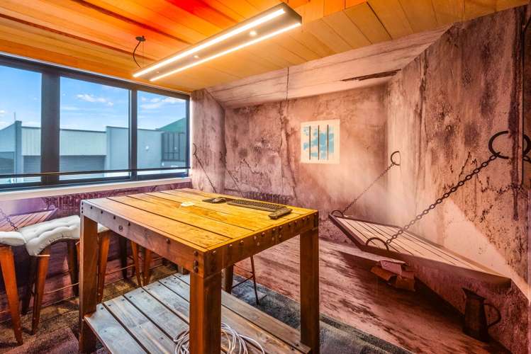 Unit E/101-111 Diana Drive Wairau Valley_8