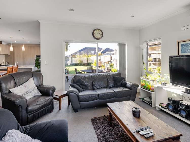 8 Hatfield Way Huntington_8