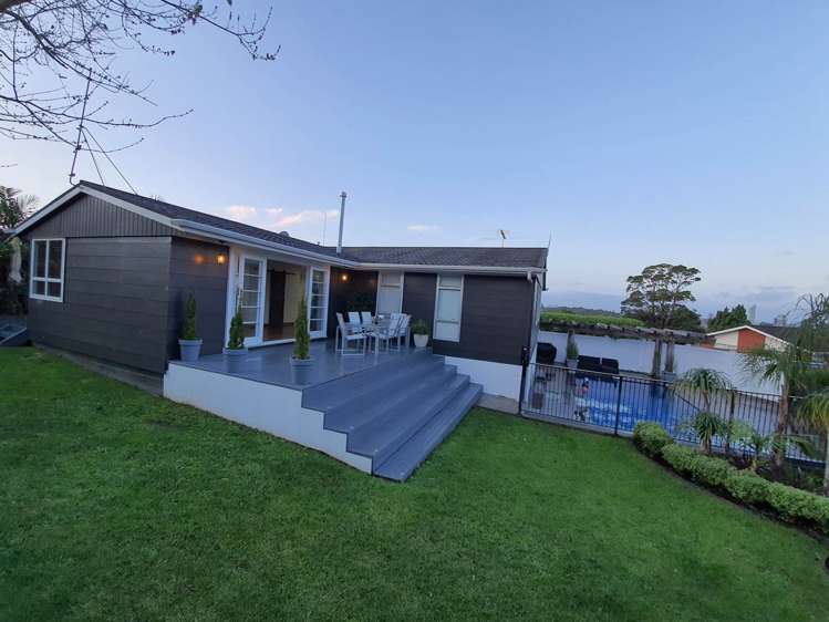 2/84 Greenslade Crescent Northcote_11