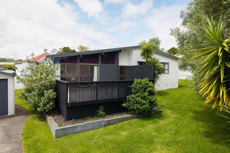 38 Dissmeyer Drive Clover Park_16